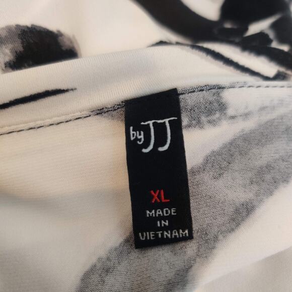 by JJ Tunic Black White Abstract Geometric Sleeveless Overlay - Picture 12 of 12